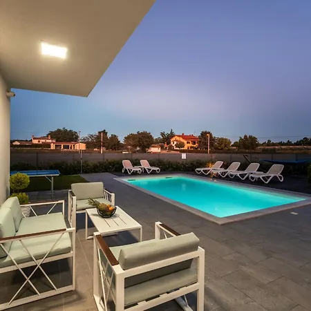 Aria Blue By Interhome Kastelir