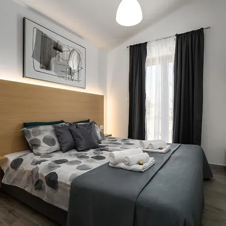 Aria Blue By Interhome Holiday home Kastelir