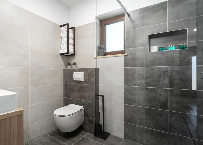 Aria Blue By Interhome Kaštelir