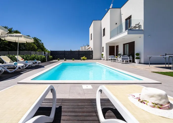 Vakantiehuis Aria Blue By Interhome